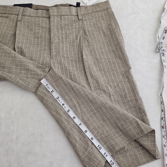 Banana Republic 11" Emerson Shorts Stretch Linen Brown Tan Stripe Pleated 32 - Picture 9 of 10